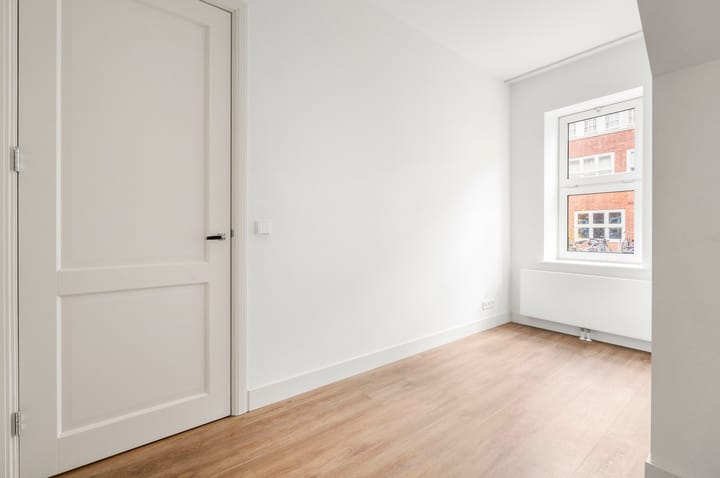 Foto 20 van Paramaribostraat 75