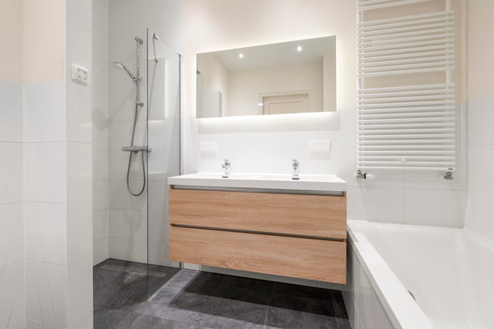 Foto 21 van Paramaribostraat 75