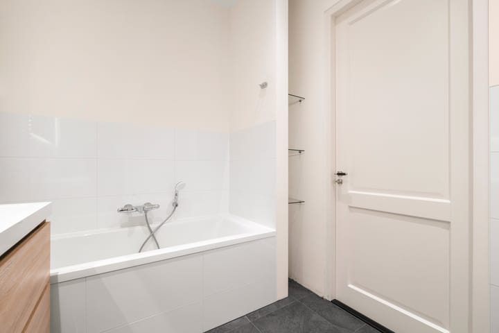 Foto 23 van Paramaribostraat 75