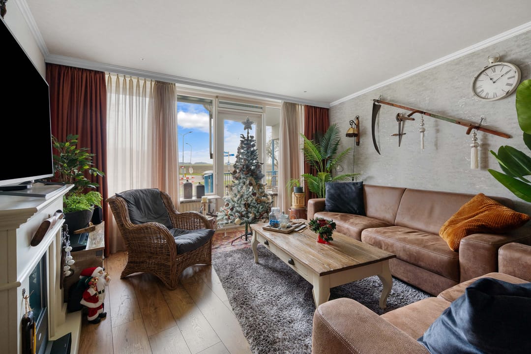 Photo 11 of Wolfsklauw 59