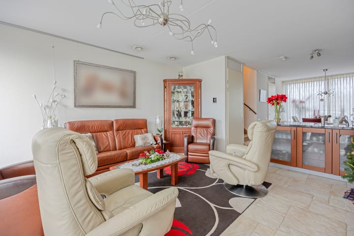 Photo 5 of Poelenburg 9