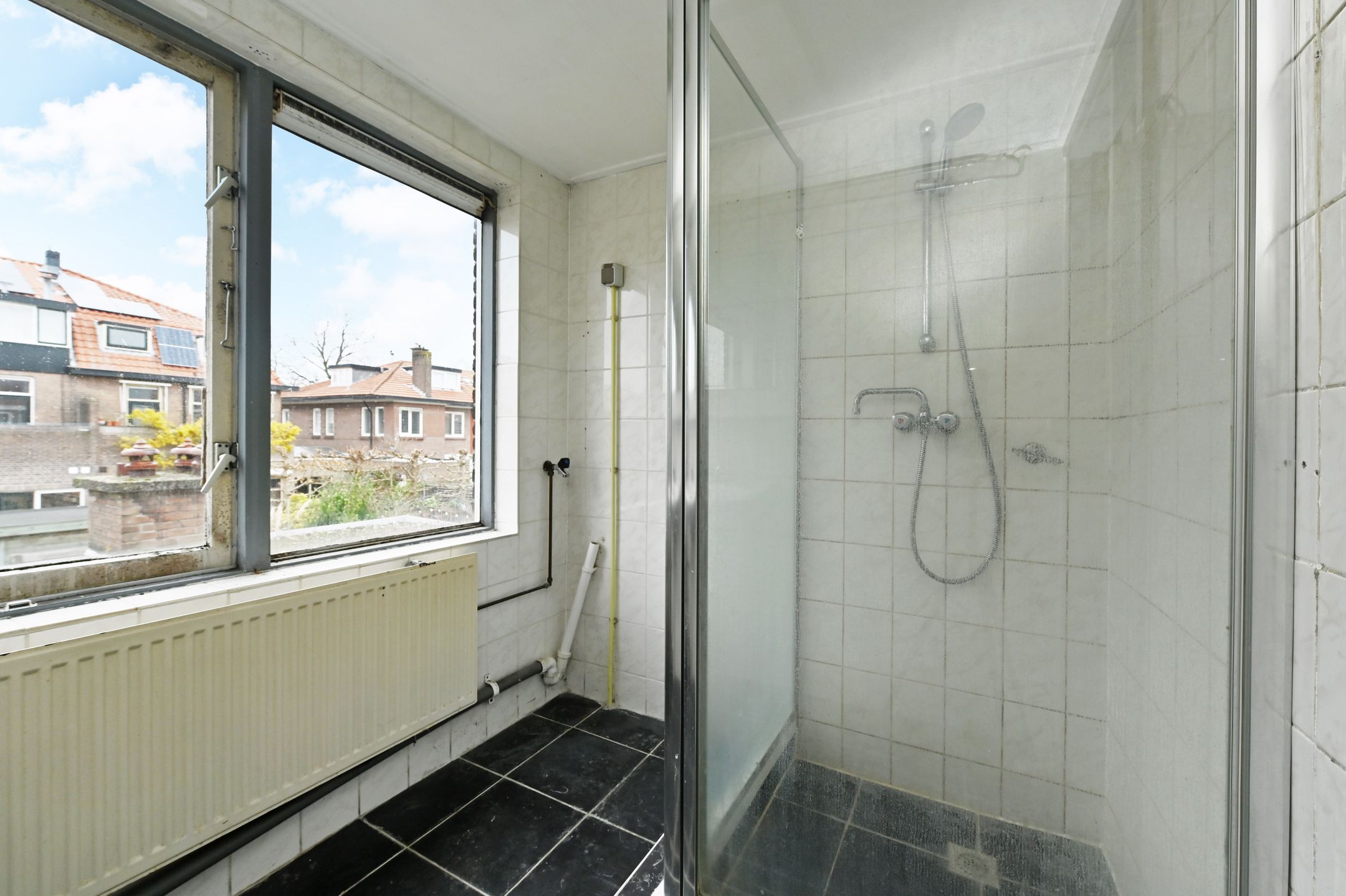 Photo 30 of Emmastraat 47