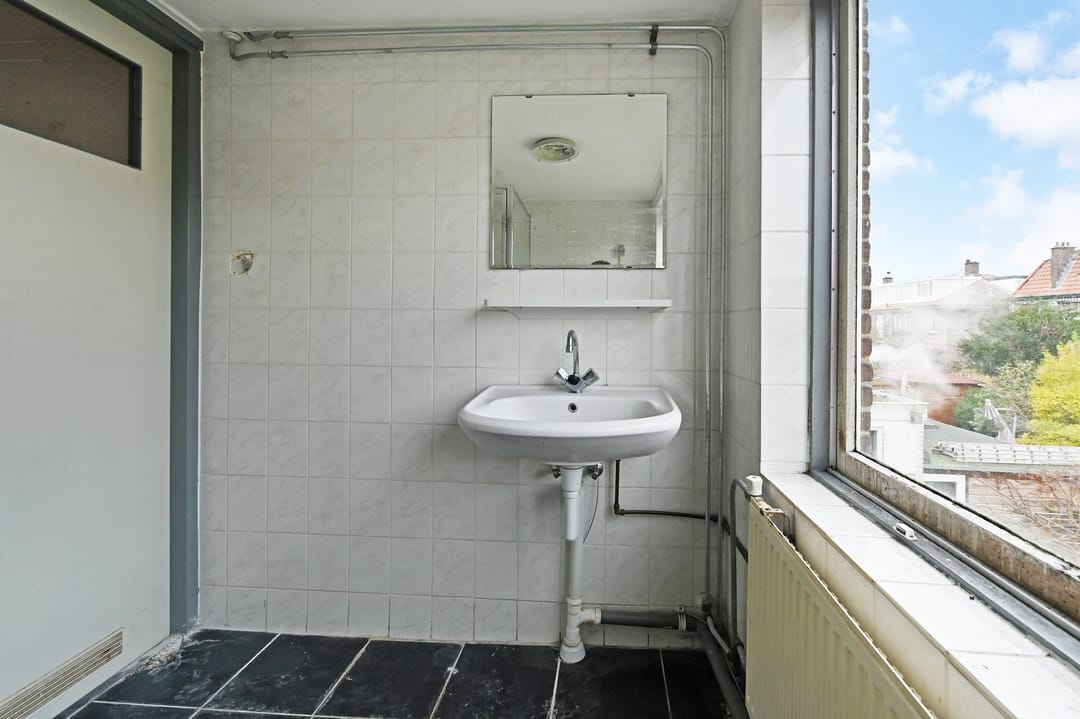 Photo 31 of Emmastraat 47