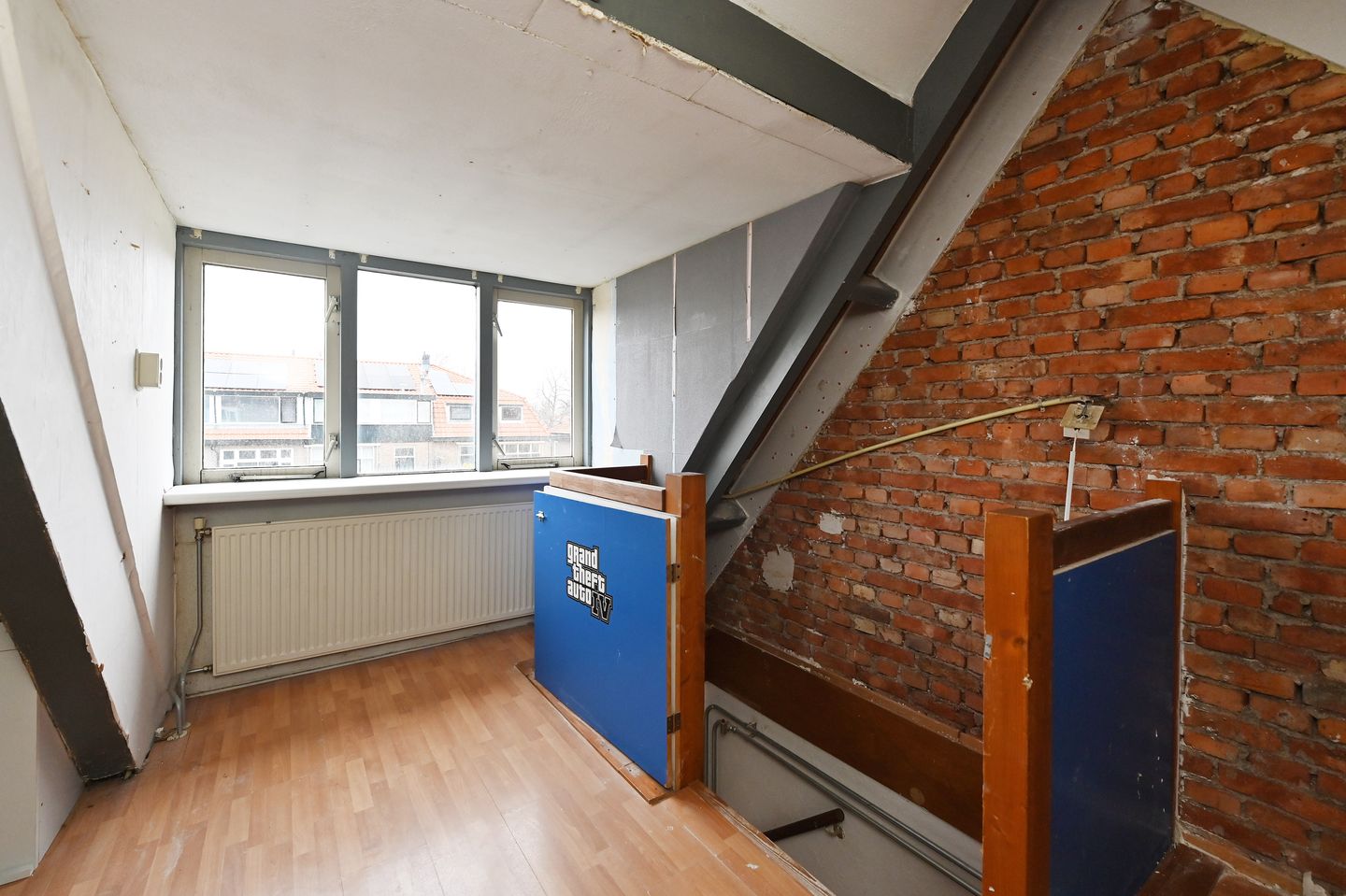 Photo 34 of Emmastraat 47