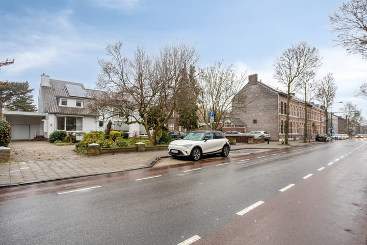 Foto 47 van Venloseweg 5