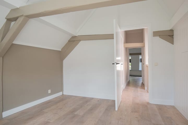 Photo 19 of Eewal 80-A