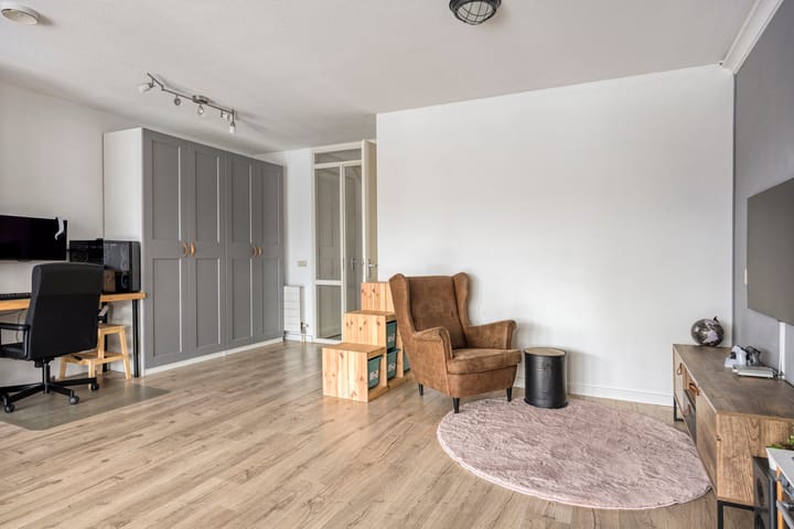 Foto 12 van Schuddebeursstraat 198