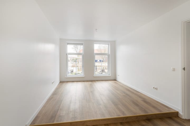 Photo 8 of Willem Barendszoonstraat 17