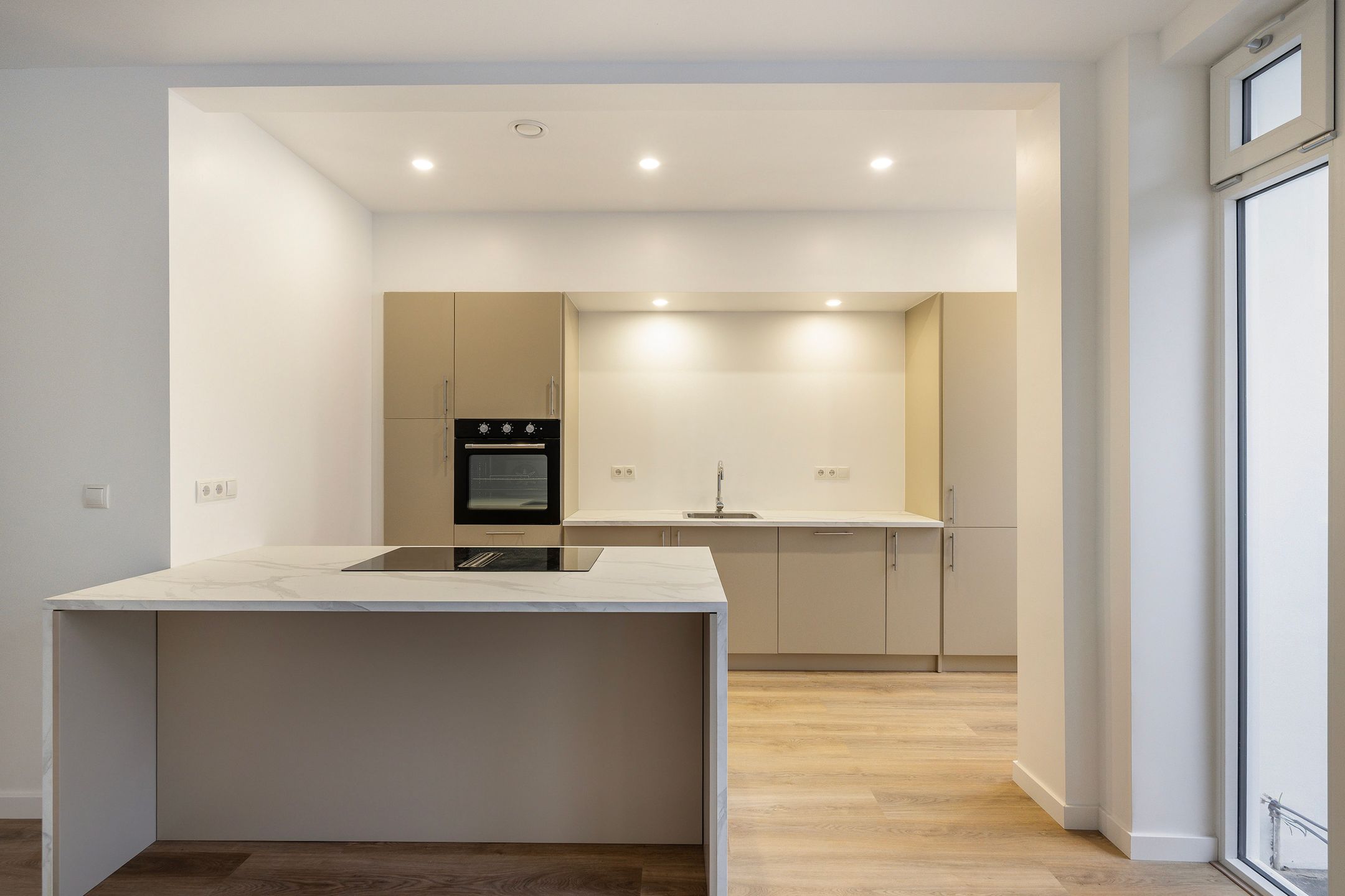 Foto 12 van Willem Barendszoonstraat 17