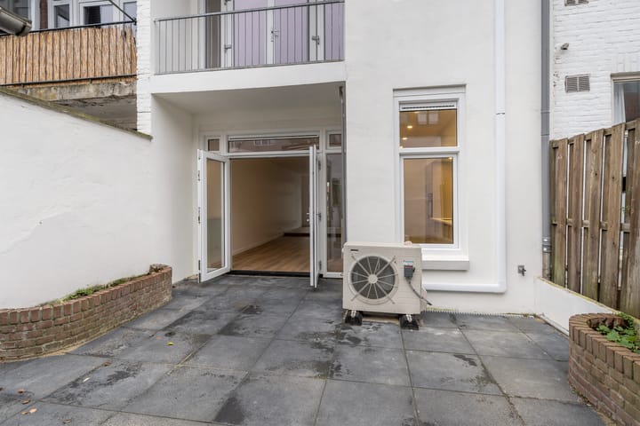 Photo 16 of Willem Barendszoonstraat 17