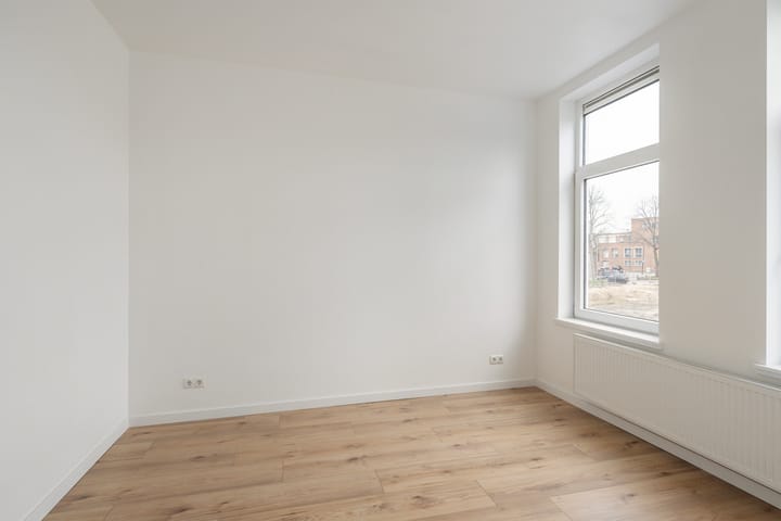 Photo 26 of Willem Barendszoonstraat 17