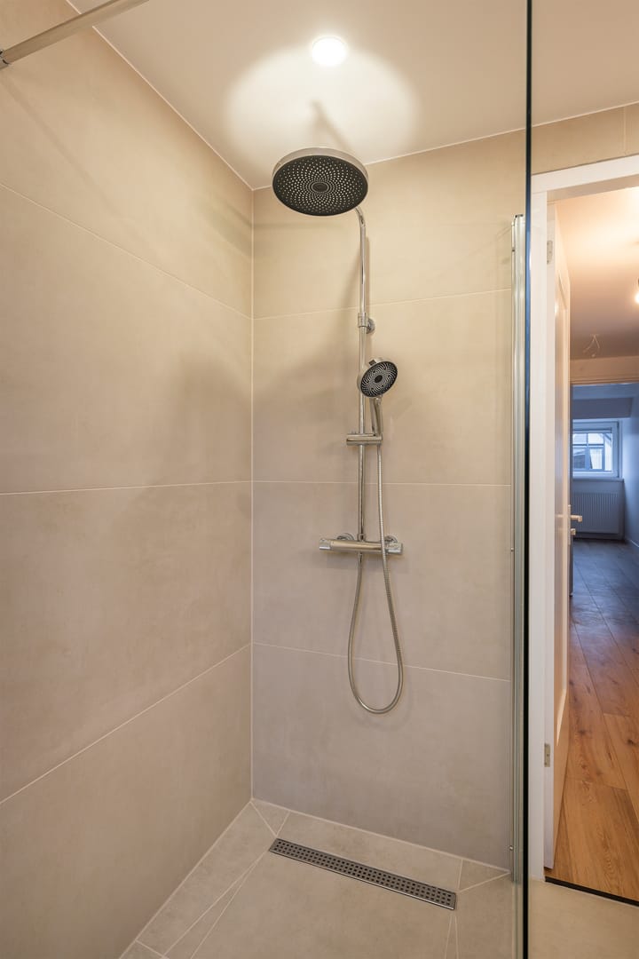 Photo 41 of Willem Barendszoonstraat 17