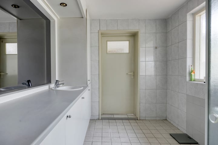 Foto 19 van Leenderweg 38