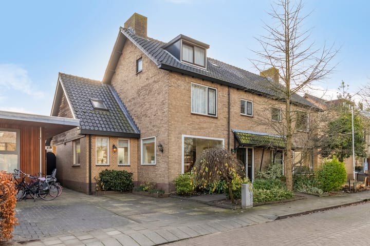 Foto 2 van Torenlaan 27