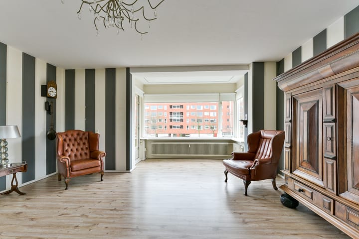 Photo 2 of De Vooysplantsoen 31