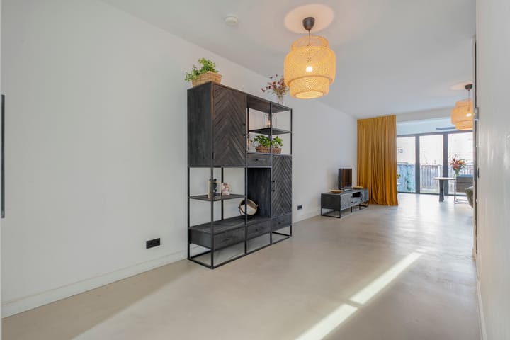 Foto 12 van Leliestraat 59