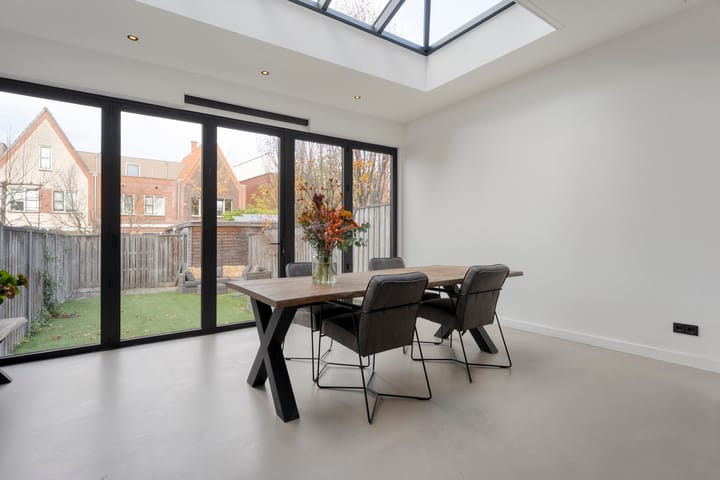 Foto 16 van Leliestraat 59