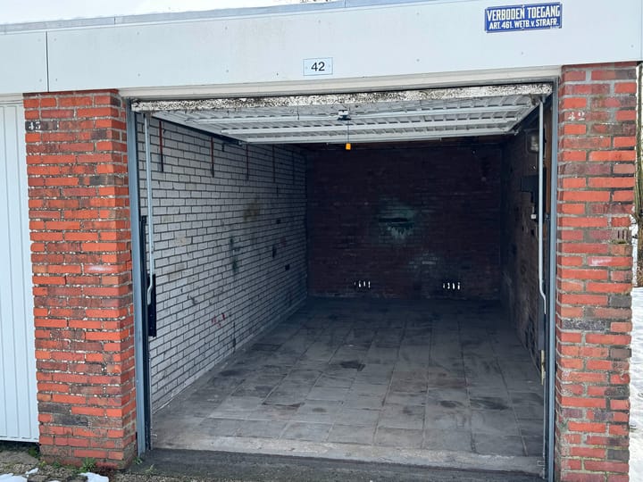 Foto 2 van Spitaal 42