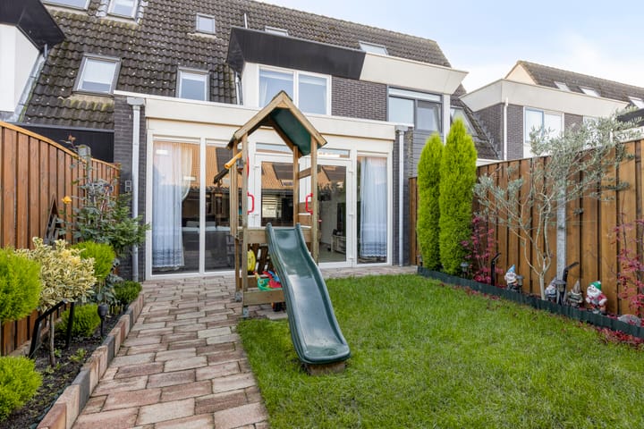 Foto 29 van Midslandstraat 33