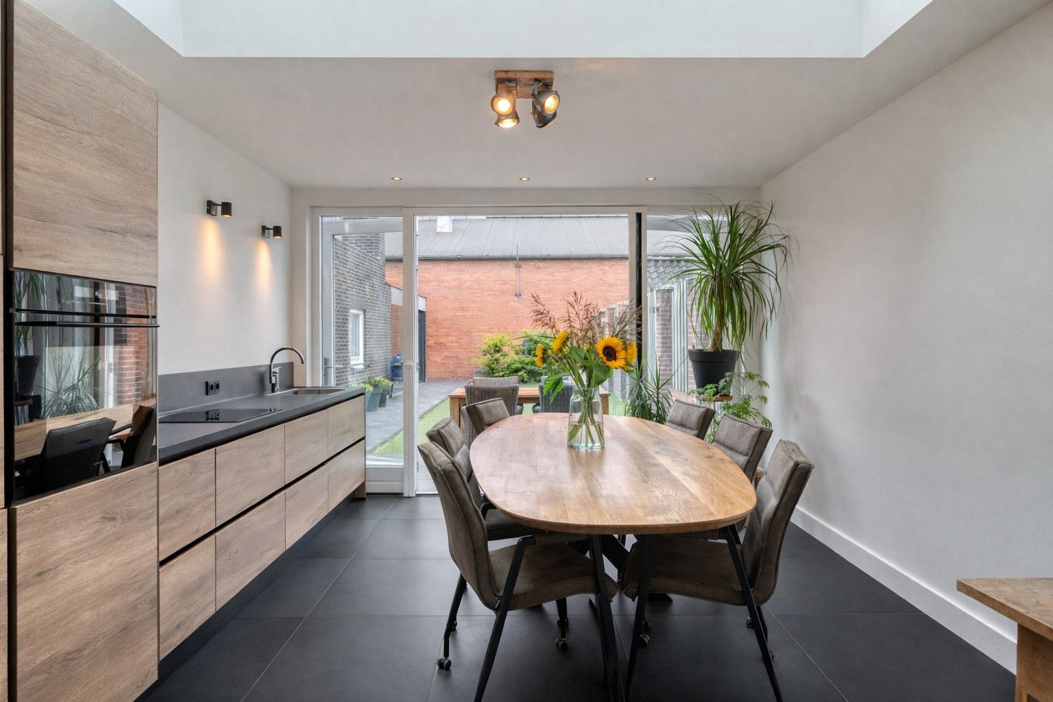 Foto 18 van Oranjestraat 8