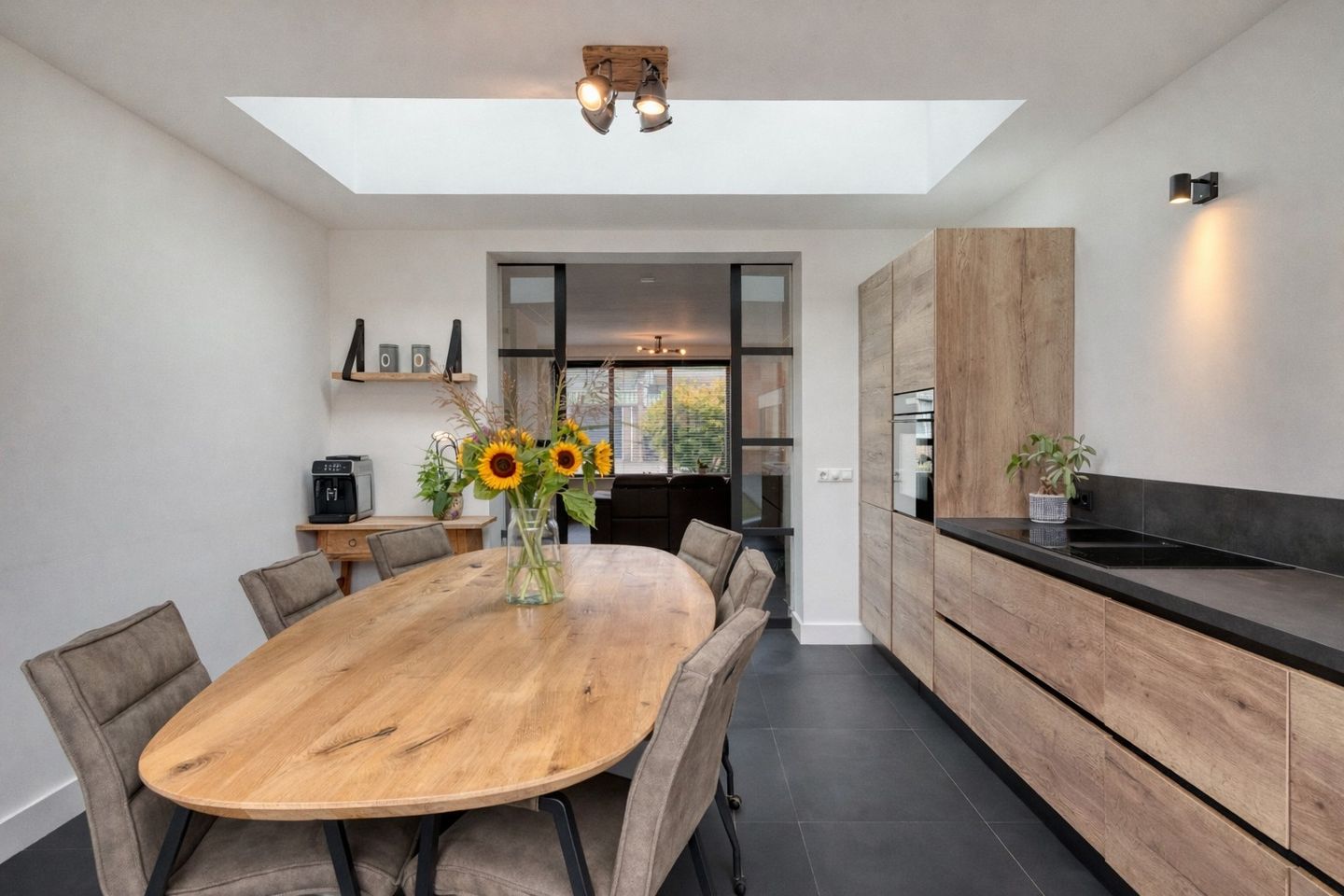 Foto 19 van Oranjestraat 8