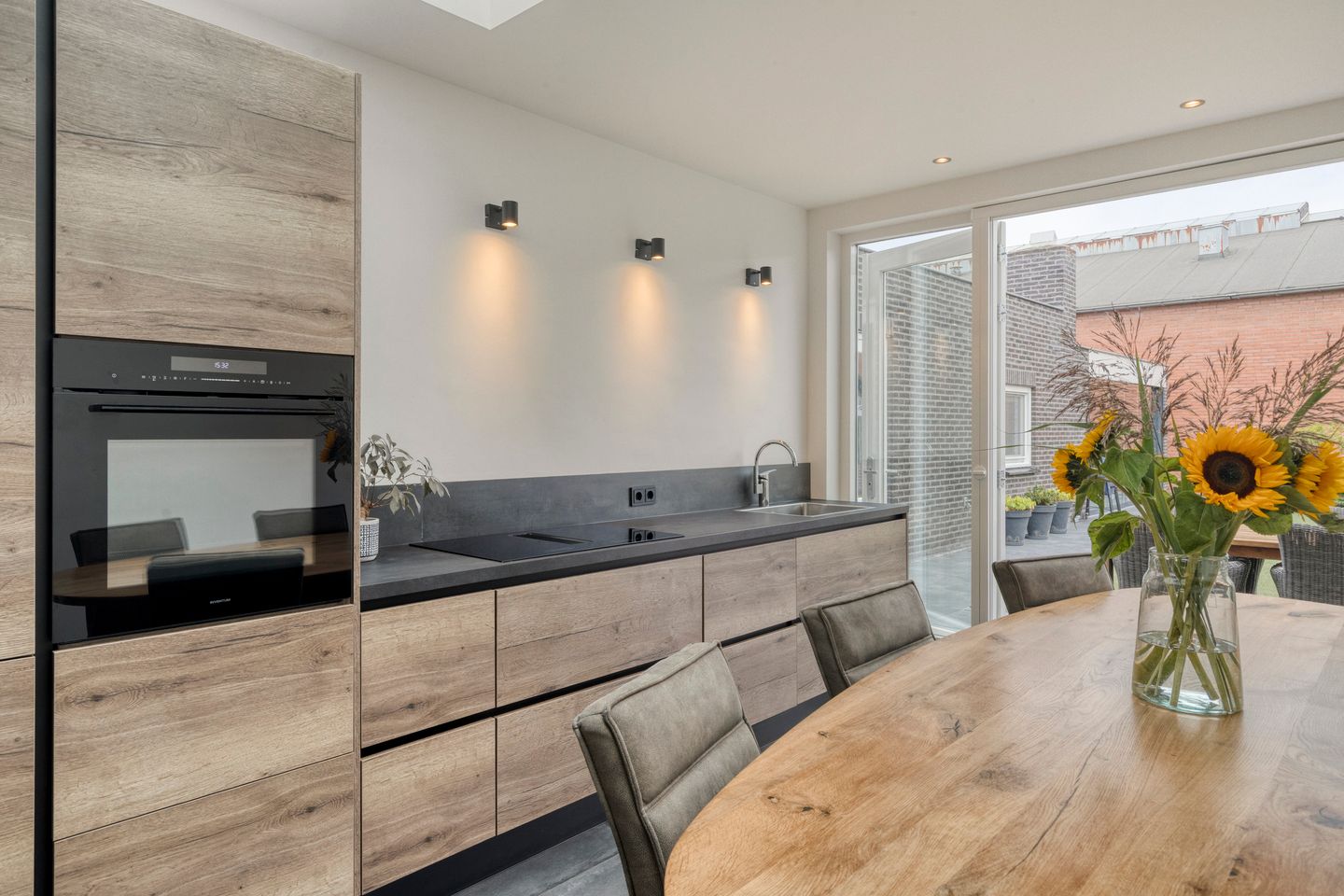 Foto 20 van Oranjestraat 8