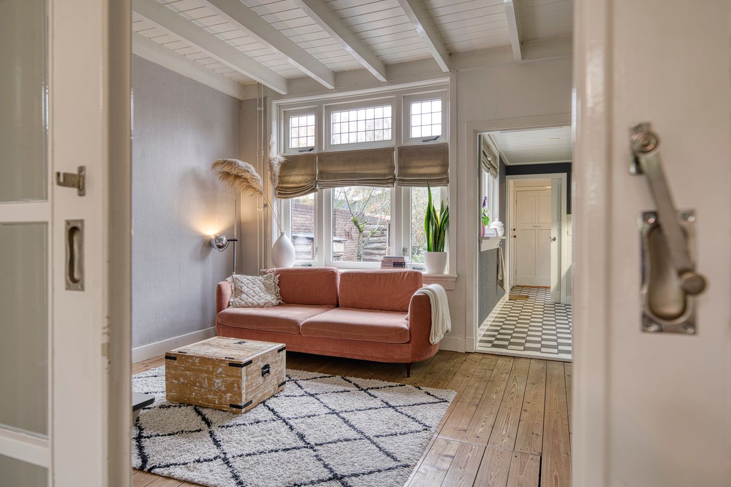 Photo 4 of Parallelweg 128