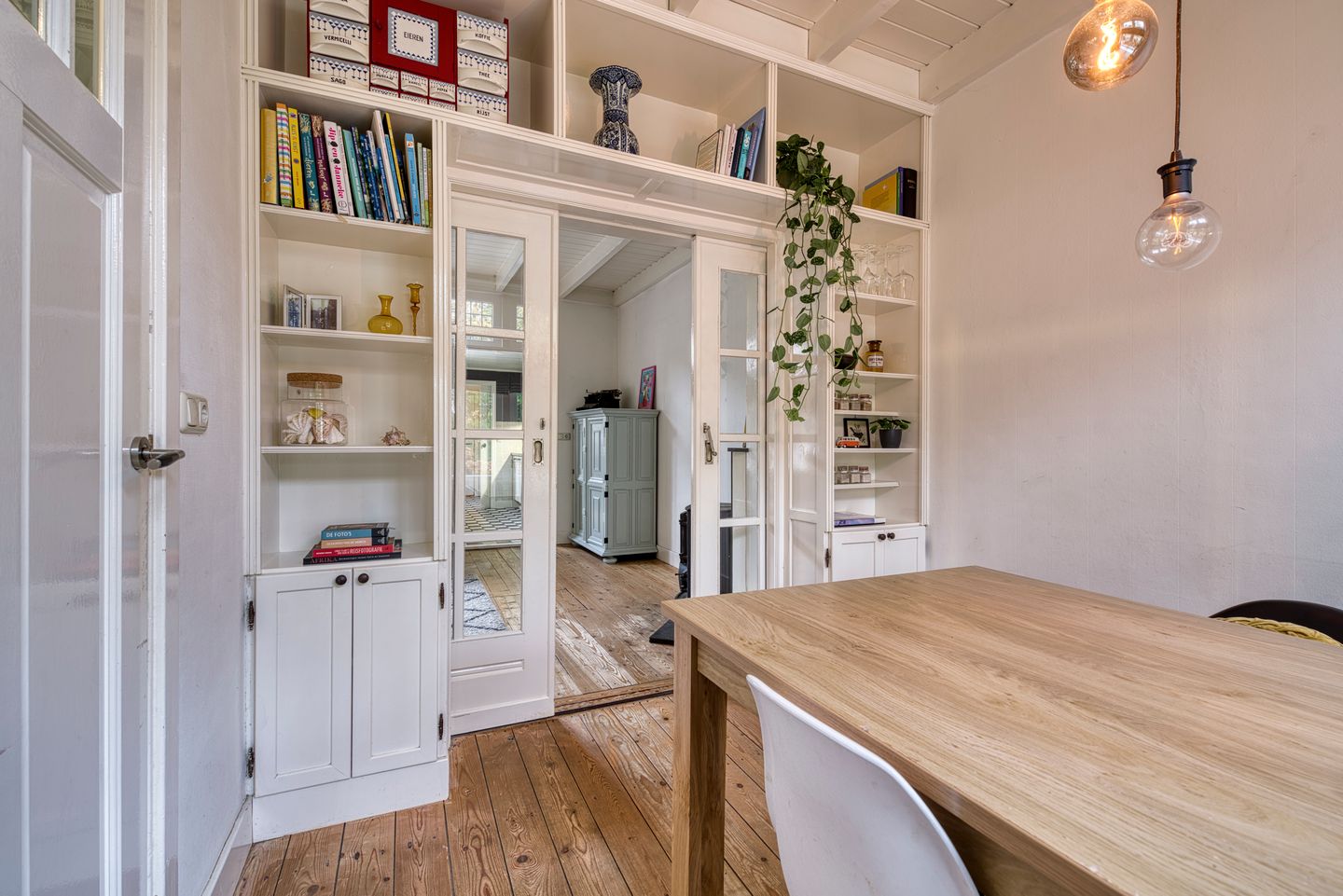 Photo 5 of Parallelweg 128