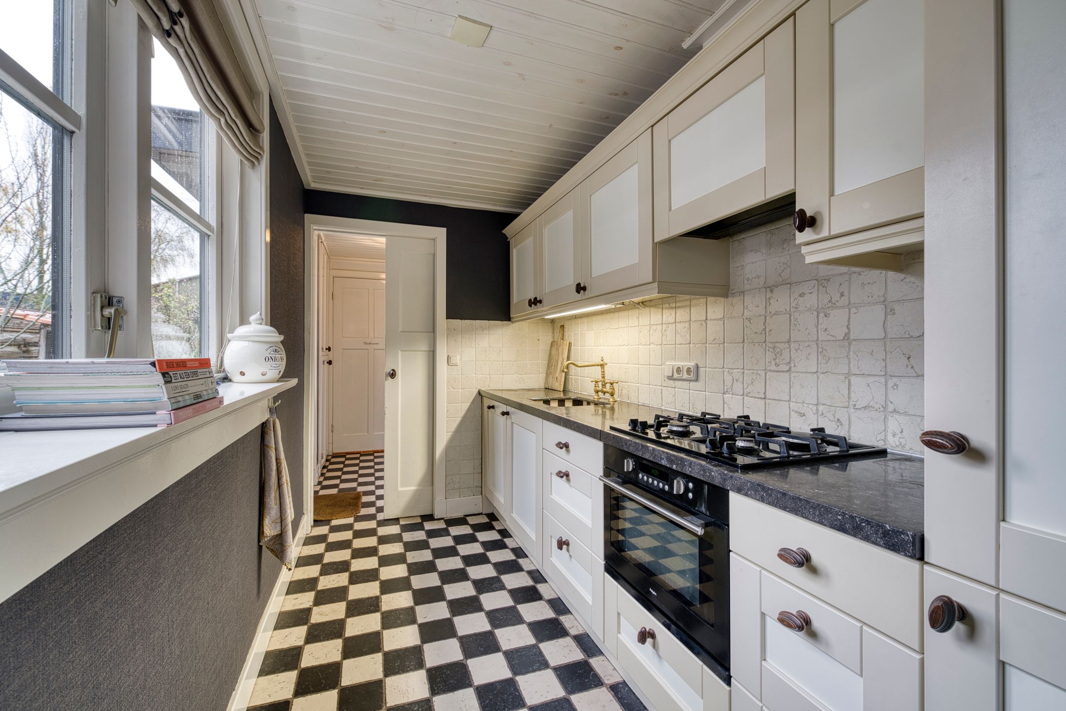 Photo 9 of Parallelweg 128