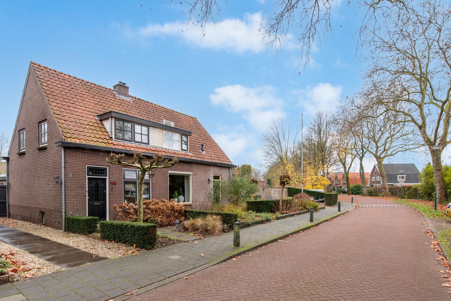 Photo 44 of Parallelweg 128