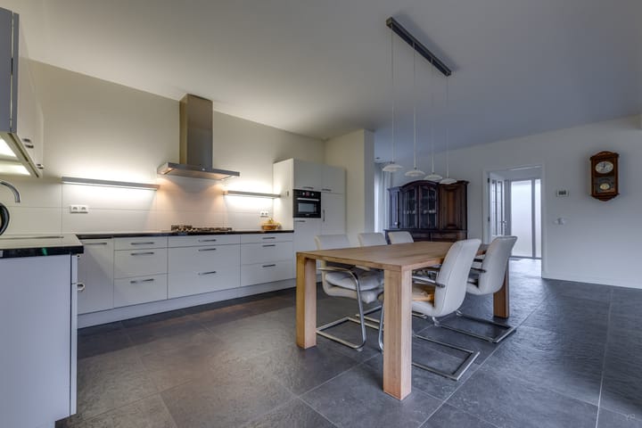 Foto 8 van Julianastraat 3