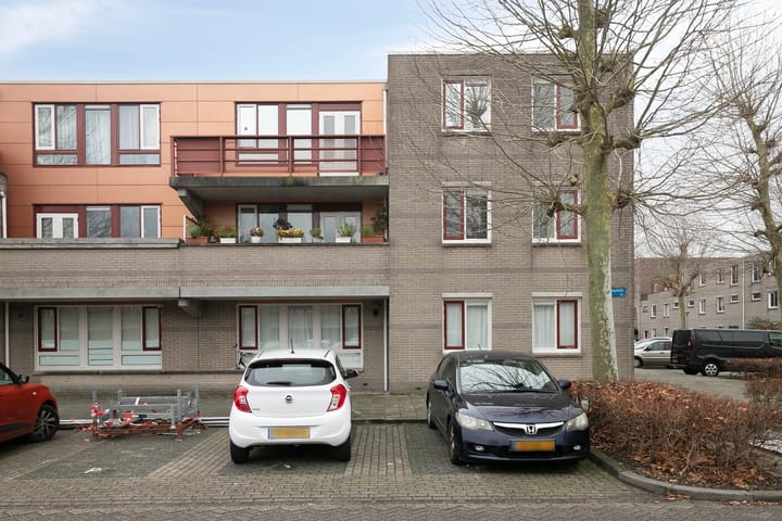 Foto 33 van Basilicumweg 106