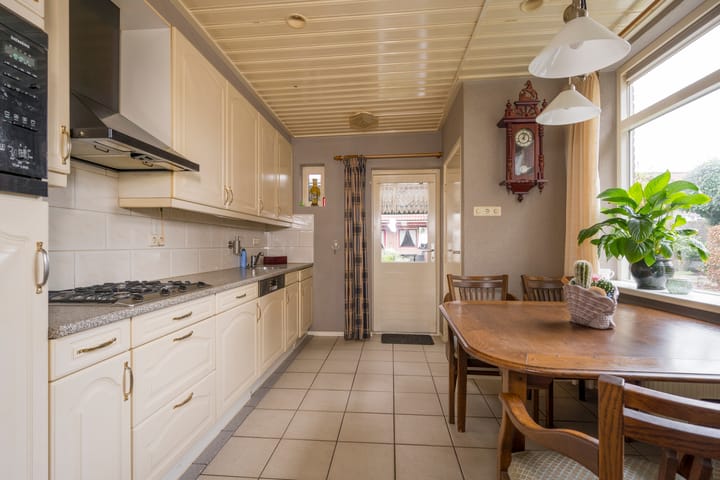 Photo 9 of Van Zuilenlaan 12