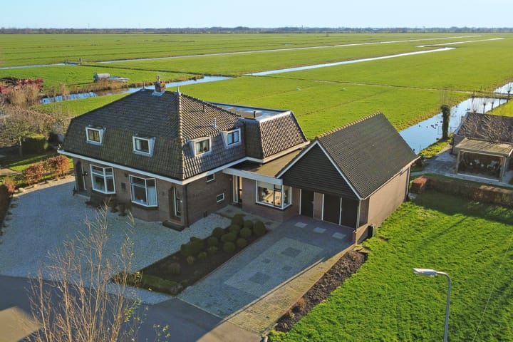 Photo 3 of Westeinde 55