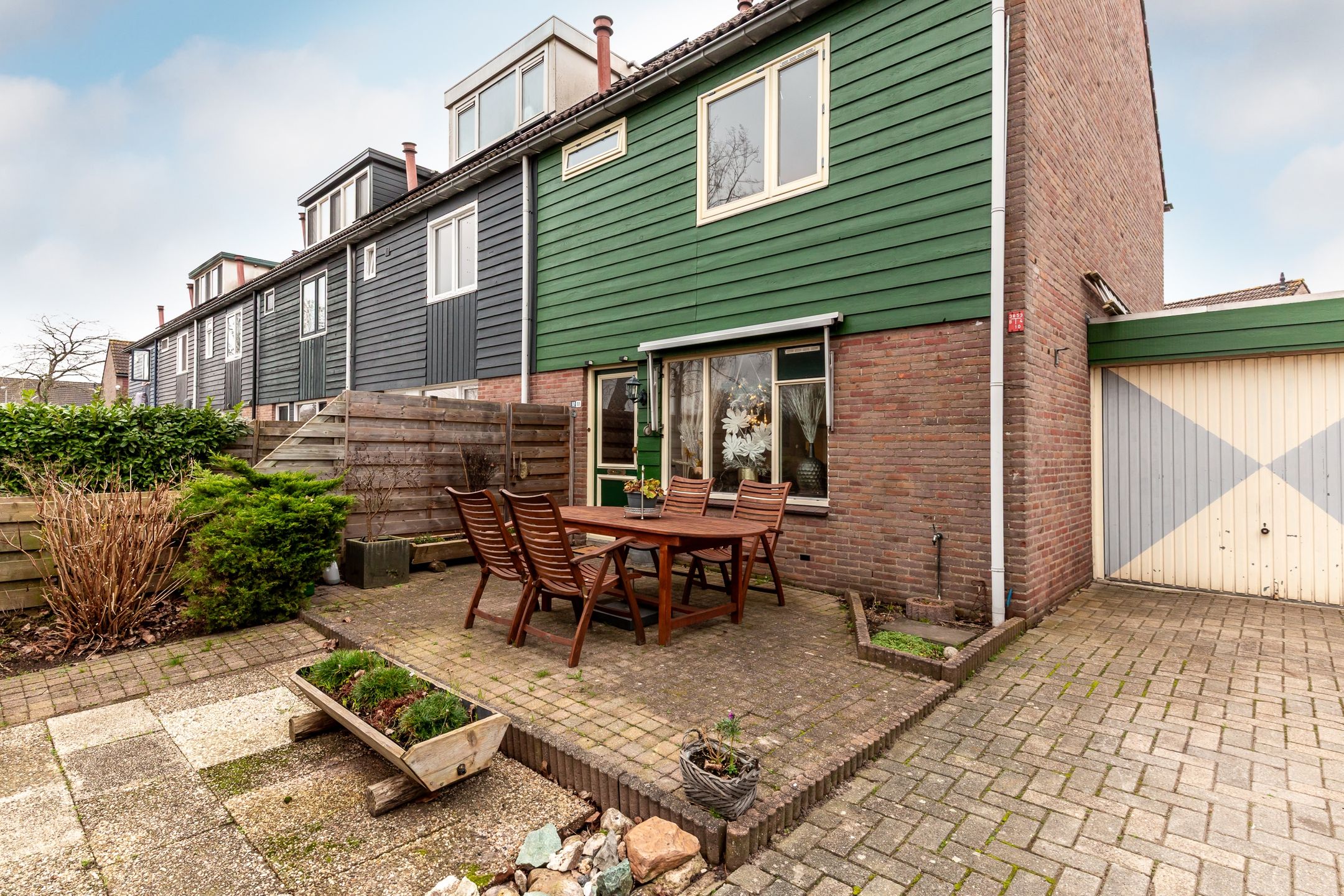 Photo 12 of Horst 10 11