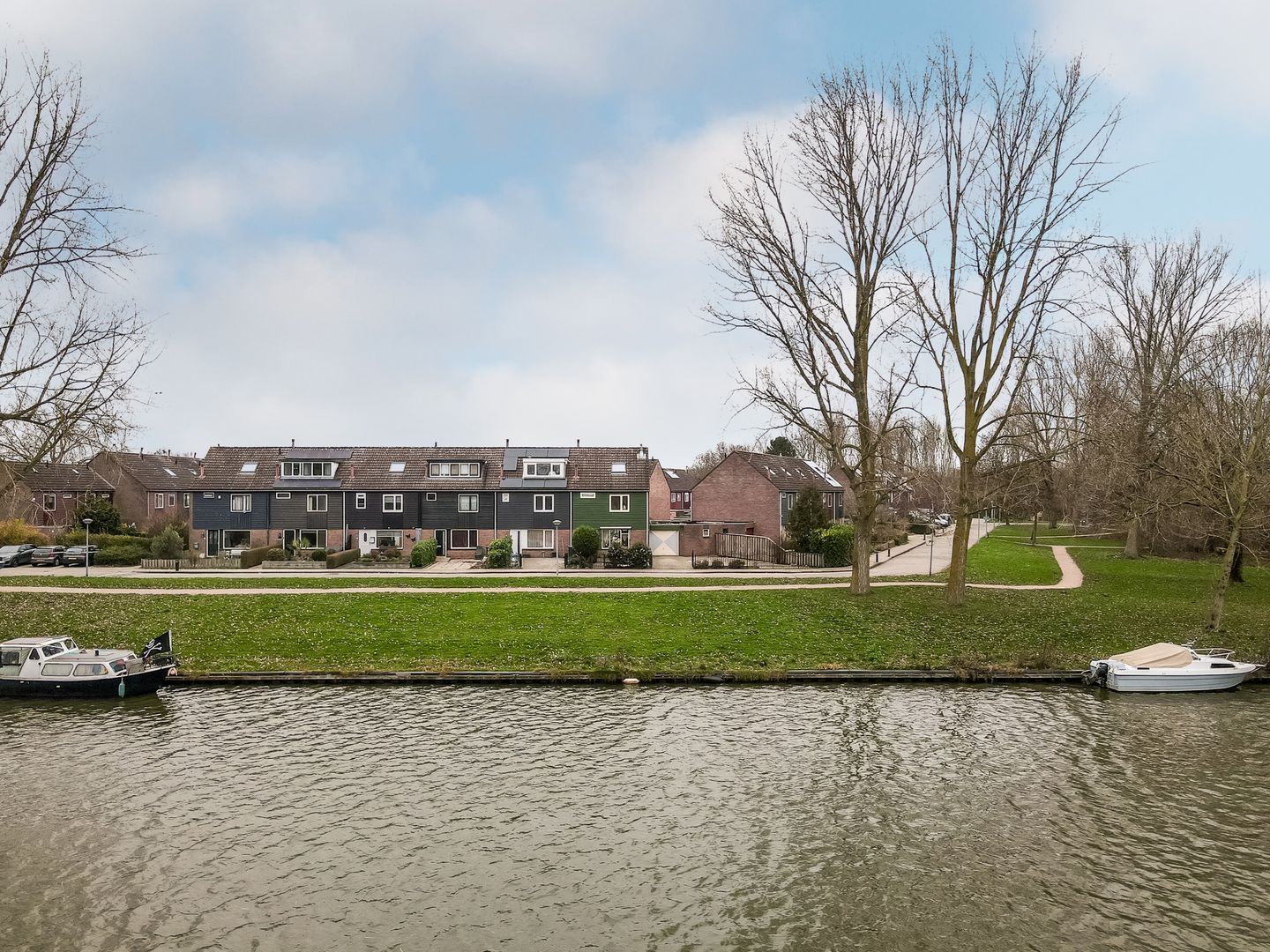 Photo 59 of Horst 10 11