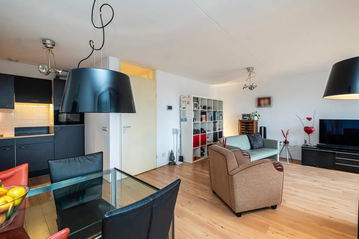 Foto 20 van Elzenmos 80