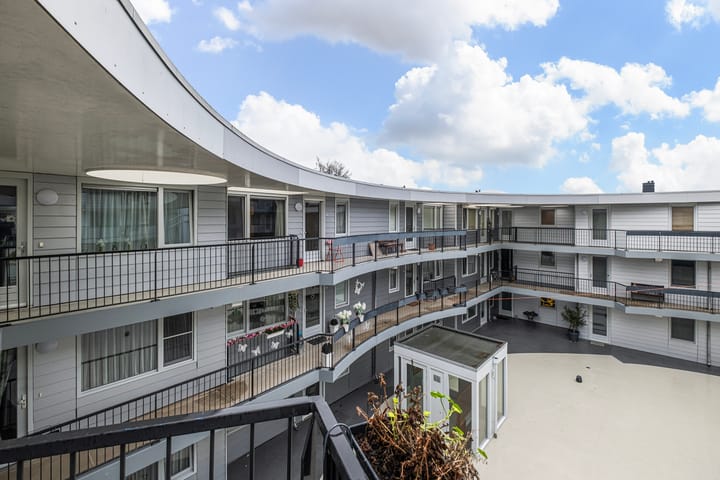 Foto 35 van Elzenmos 80