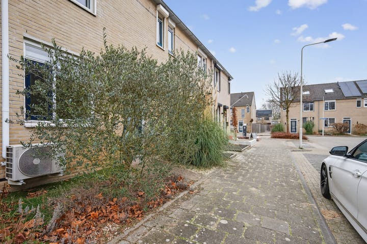 Foto 37 van Rosmalenstraat 7