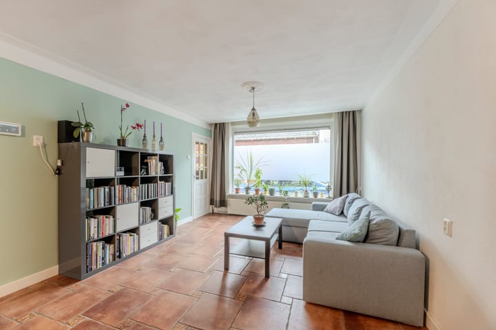 Photo 4 of Van Hogendorpstraat 89-A