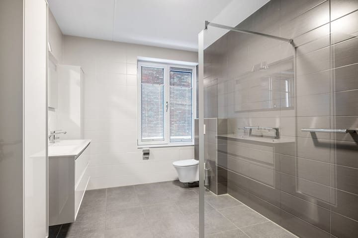 Photo 34 of Flitsstraat 90-102