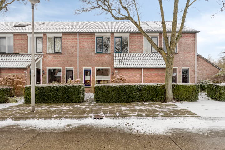 Foto 1 van B.A.A. Engelbertinklaan 132