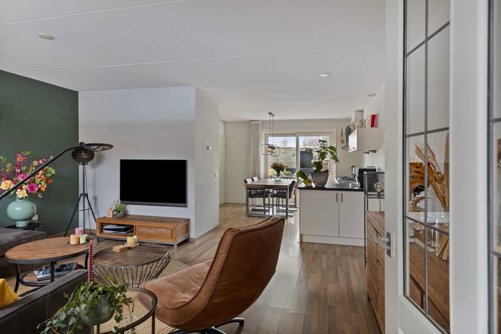 Foto 4 van B.A.A. Engelbertinklaan 132