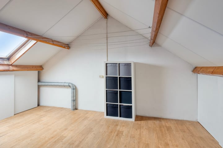 Foto 24 van B.A.A. Engelbertinklaan 132