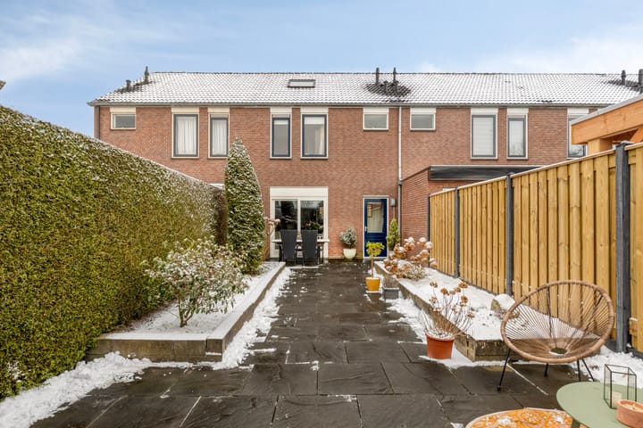 Foto 25 van B.A.A. Engelbertinklaan 132