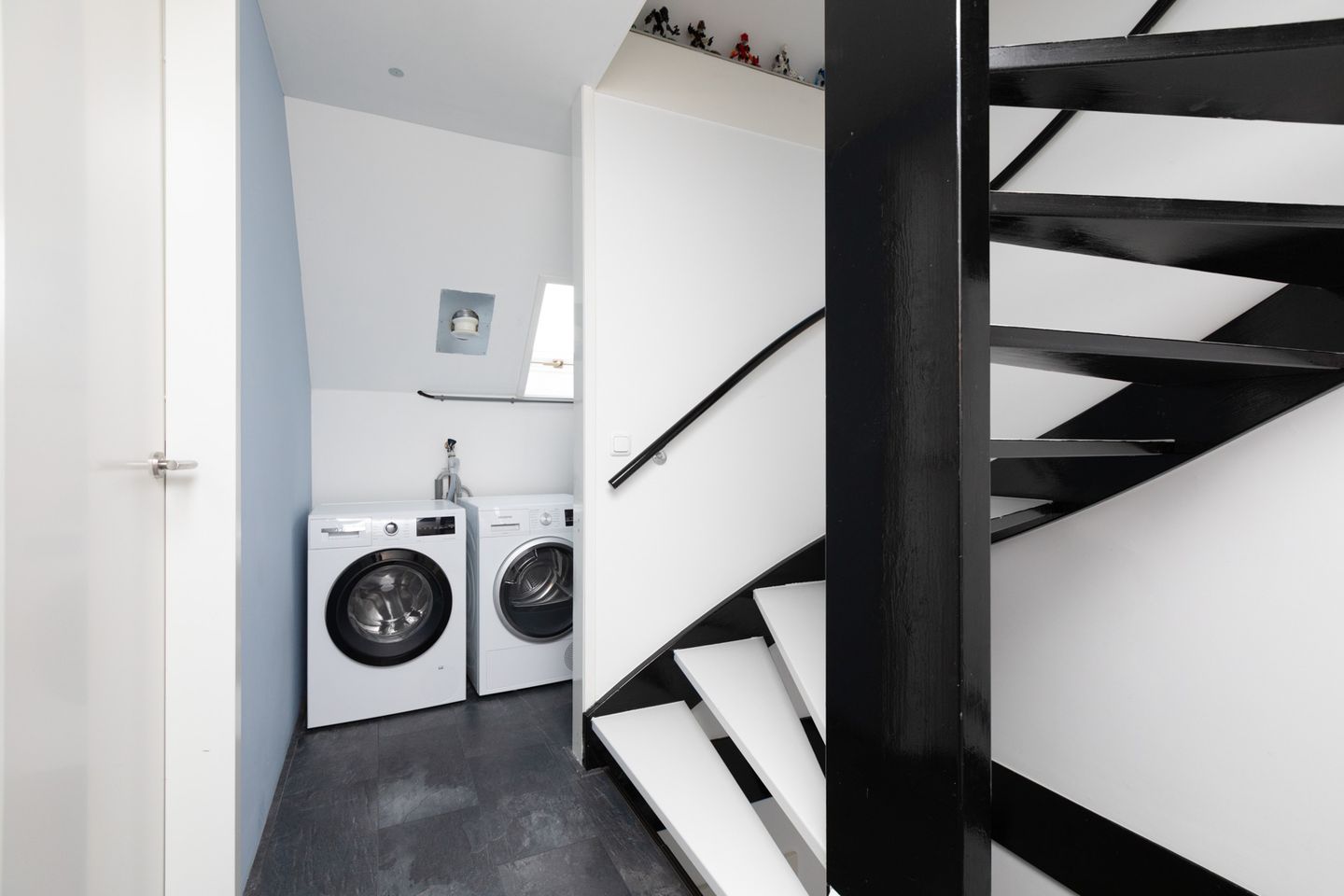 Photo 25 of Waterpeil 2