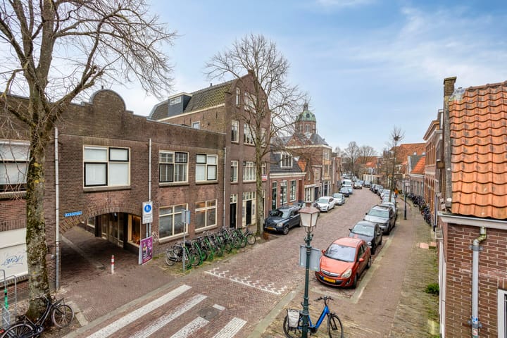 Photo 27 of Achterom 52-E