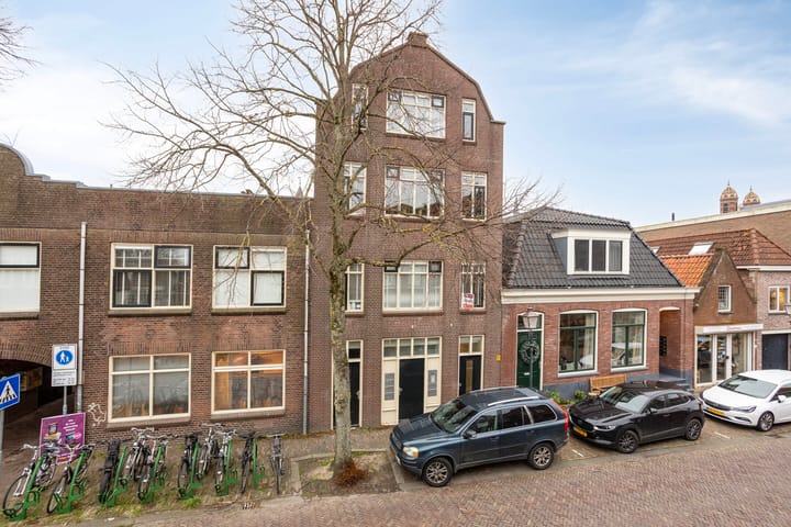 Photo 2 of Achterom 52-E