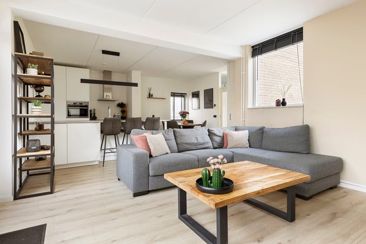 Photo 3 of Ten Oeverlaan 110