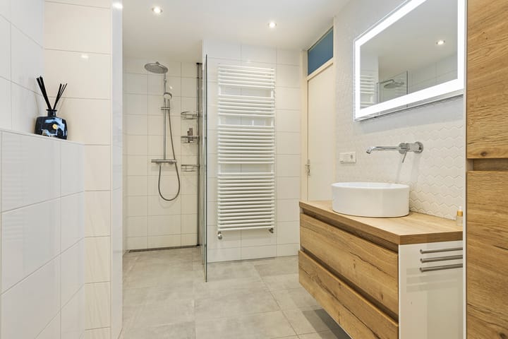 Photo 34 of Ten Oeverlaan 110